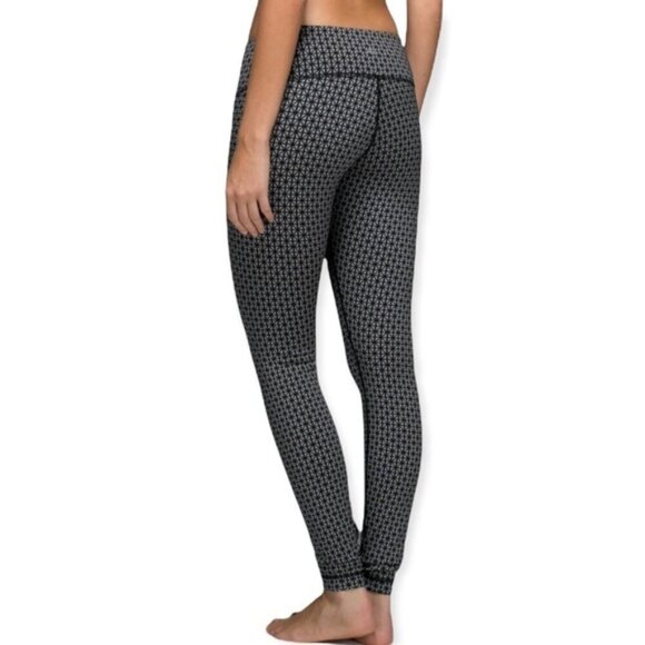 Lululemon Wunder Under Pant *Full-On LuonTri Geo Silver Spoon Black size 4 - Picture 2 of 12